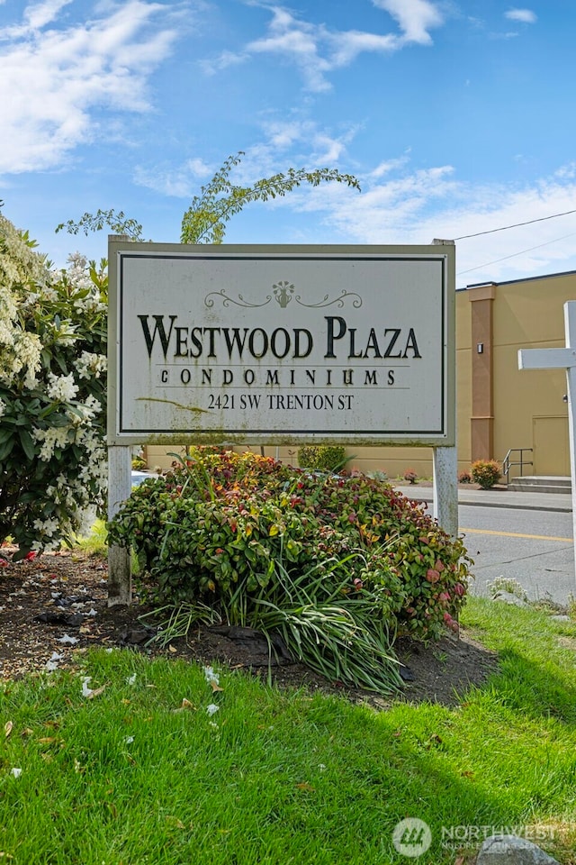 2421 SW Trenton St Unit 106, Seattle, WA 98106