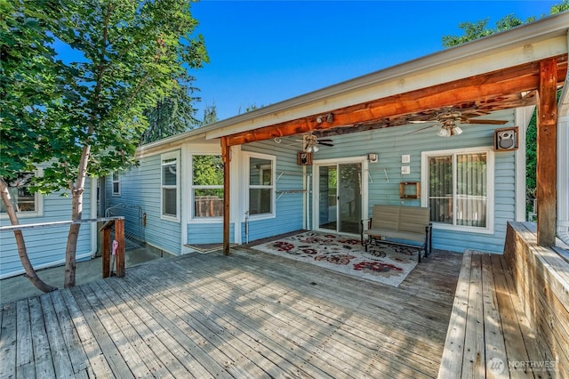 1332 Orchard Ave, Wenatchee, WA 98801 - deck with a ceiling fan