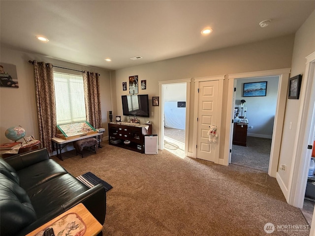 1755 E Madera St, Othello, WA 99344 - carpeted living area featuring recessed lighting and visible vents
