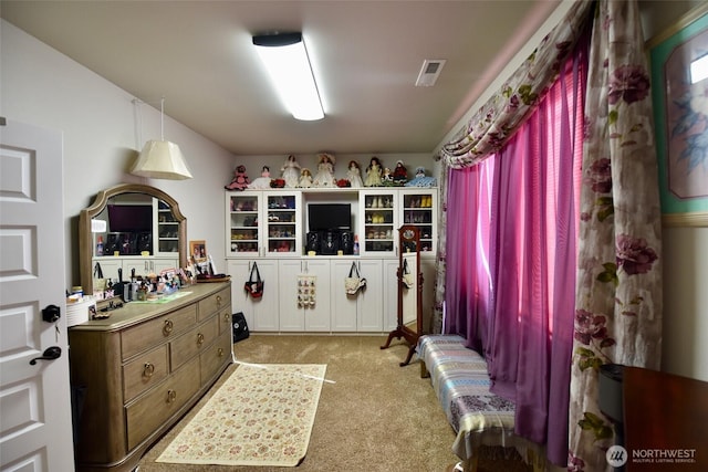 1755 E Madera St, Othello, WA 99344 - interior space featuring light colored carpet and visible vents