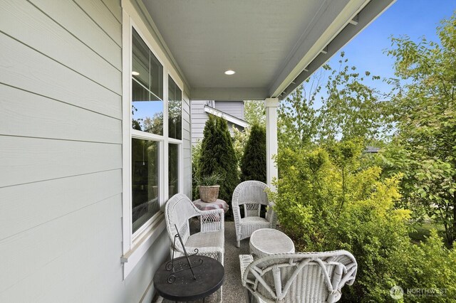18709 138th Street Ct E, Bonney Lake, WA 98391 - view of balcony