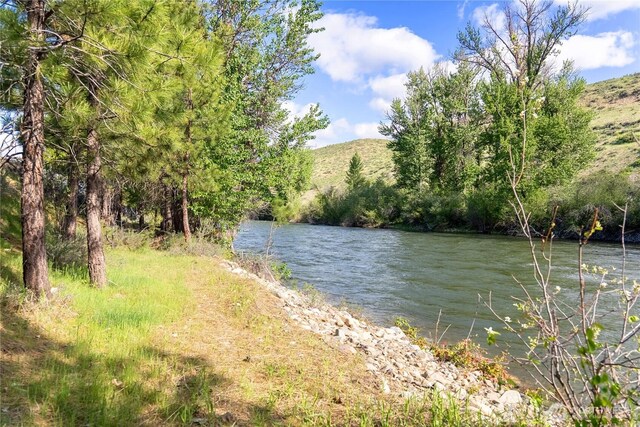0 Wolf Creek Rd, Winthrop, WA 98862