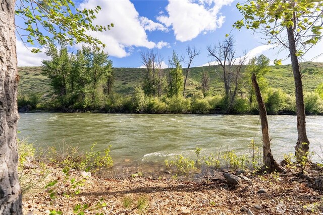 0 Wolf Creek Rd, Winthrop, WA 98862