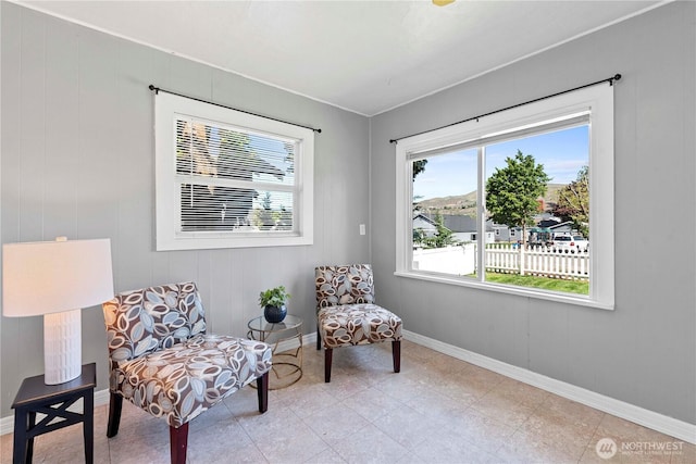 314 E Okanogan Ave, Chelan, WA 98816 - living area with baseboards