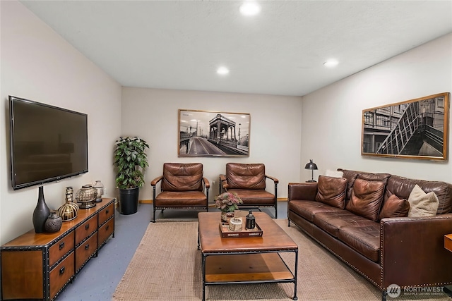 1027 Fishpond Rd, Kelso, WA 98626 - living area featuring recessed lighting and concrete floors