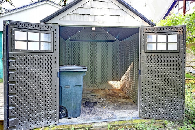 566 Sundin Dr, Camano Island, WA 98282 - view of outbuilding