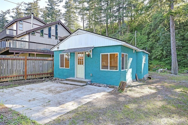 566 Sundin Dr, Camano Island, WA 98282 - view of outdoor structure featuring fence