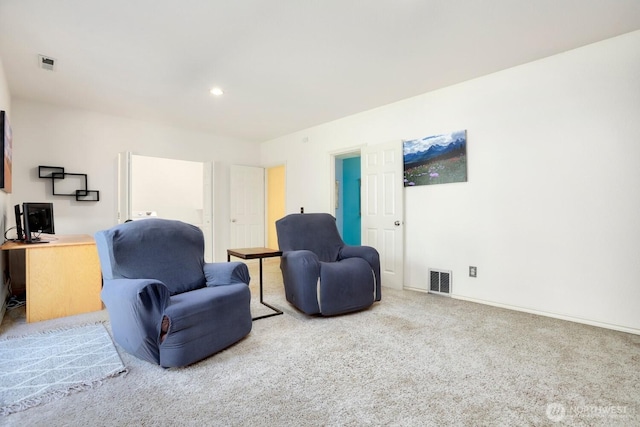 living area with carpet floors, recessed lighting, and baseboards