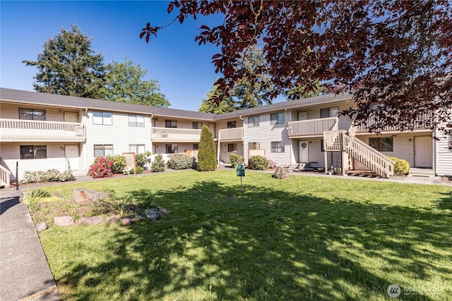 325 NE Kettle St Unit 102, Oak Harbor, WA 98277 - view of property with stairway