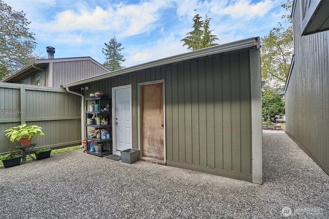 10822 SE 260th St Unit 2B1, Kent, WA 98030 - view of outbuilding featuring fence