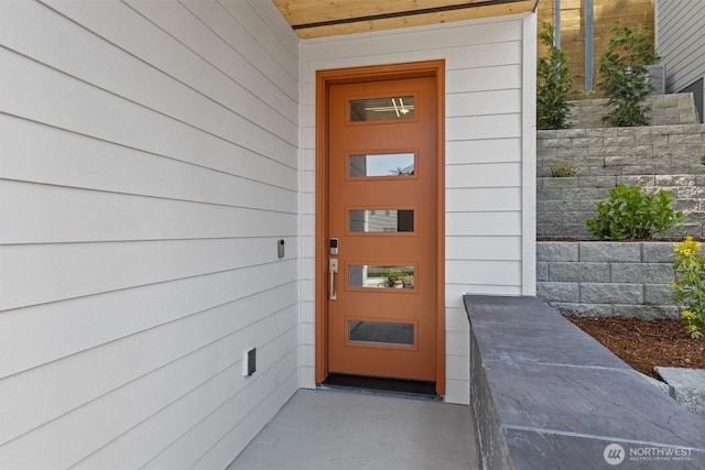 view of exterior entry