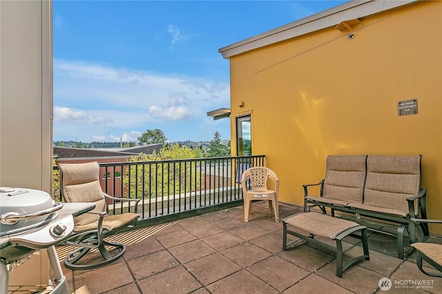 210 W Pioneer Unit 316, Puyallup, WA 98371 - balcony featuring area for grilling