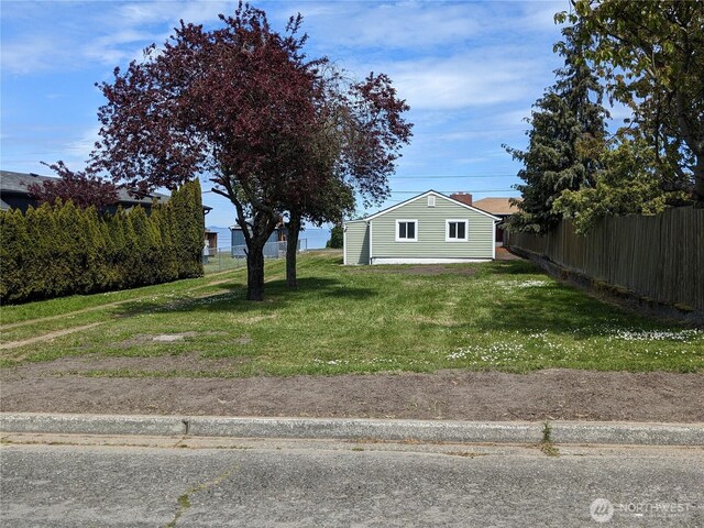 1225 W 5th St, Port Angeles, WA 98363 - view of yard with fence