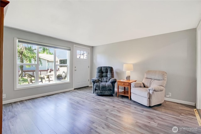 47 W Sunny Sands Rd, Cathlamet, WA 98612 - living area featuring baseboards and wood finished floors