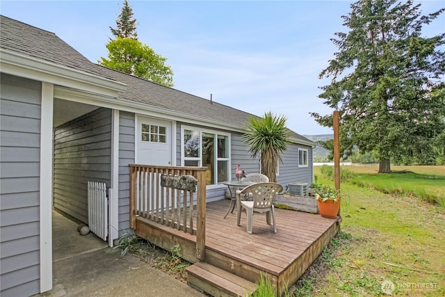 47 W Sunny Sands Rd, Cathlamet, WA 98612 - wooden terrace featuring outdoor dining area