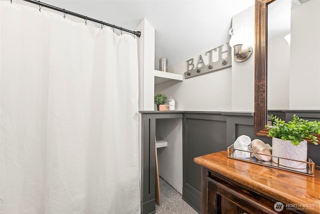 view of full bath