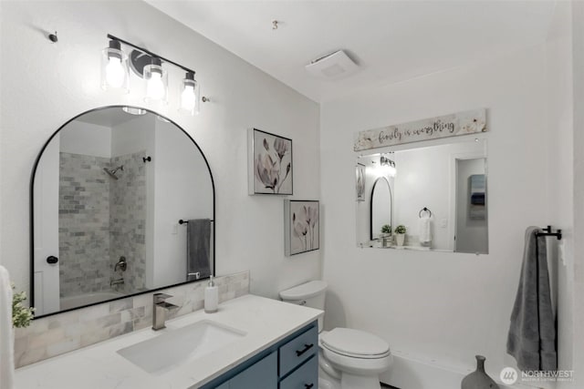 18215 3rd Pl SW, Normandy Park, WA 98166 - full bathroom featuring toilet, vanity, backsplash, and tub / shower combination