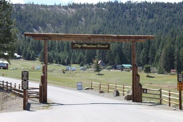 21 Two Springs Rd, Cle Elum, WA 98922 - view of property's community featuring a wooded view