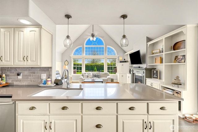 624 E Maberry Dr, Lynden, WA 98264 - kitchen featuring a sink, ceiling fan, white cabinetry, open floor plan, and open shelves