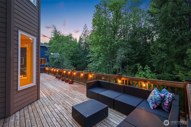25846 NE 4th Pl, Sammamish, WA 98074 - wooden terrace with an outdoor living space