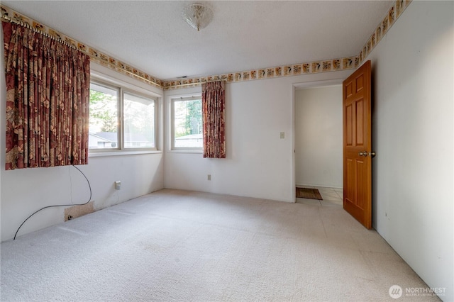 524 Carl Way, Aberdeen, WA 98520 - unfurnished room with carpet flooring