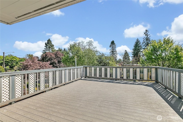 7351 32nd Ave SW, Seattle, WA 98126 - view of deck