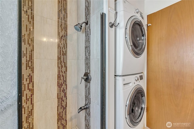 7351 32nd Ave SW, Seattle, WA 98126 - washroom with stacked washer / drying machine