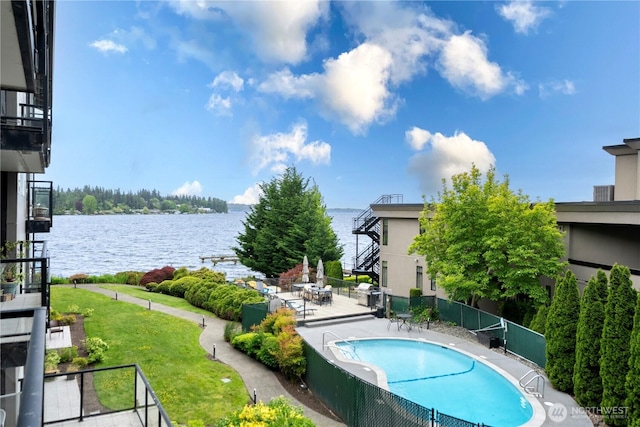 9201 NE Juanita Dr Unit 205, Kirkland, WA 98034 - community pool with a water view and a patio