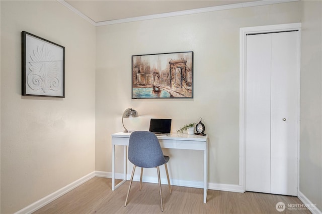 9201 NE Juanita Dr Unit 205, Kirkland, WA 98034 - home office with light wood-style flooring, crown molding, and baseboards