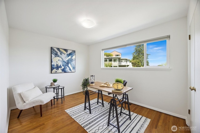 2537 Montavista Pl W, Seattle, WA 98199 - home office with wood finished floors and baseboards