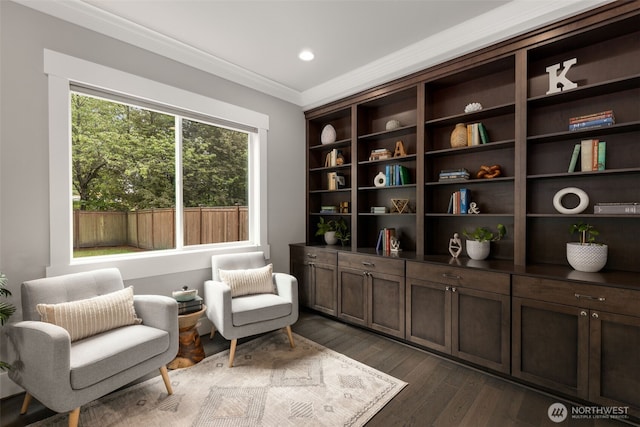 4161 86th Ave SE, Mercer Island, WA 98040 - living area with crown molding, dark wood finished floors, and recessed lighting