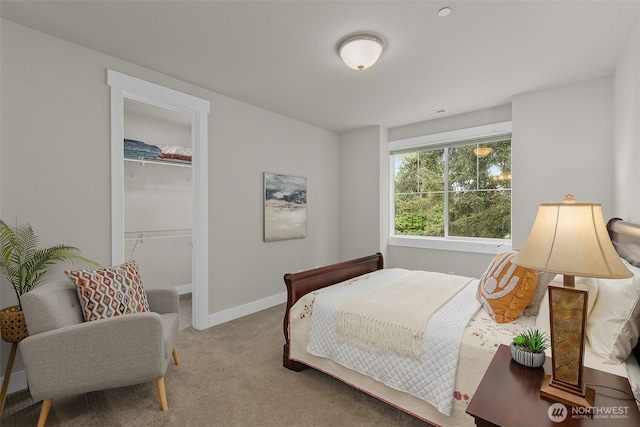 4161 86th Ave SE, Mercer Island, WA 98040 - bedroom featuring carpet, a walk in closet, a closet, and baseboards