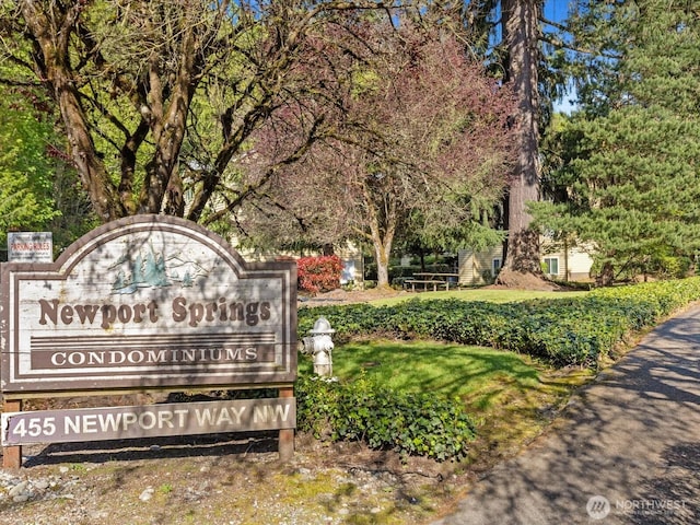455 Newport Way NW Unit 302, Issaquah, WA 98027 - view of community / neighborhood sign