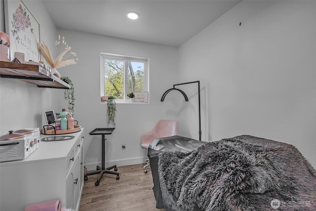 108 Centre St S, Rainier, WA 98576 - bedroom featuring light wood-type flooring and baseboards