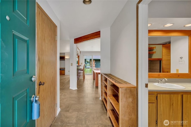1002 30th St NE, Auburn, WA 98002 - entrance foyer featuring baseboards and recessed lighting