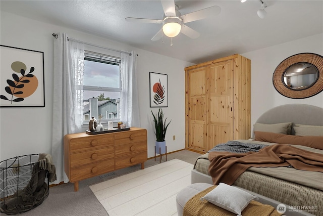 1002 30th St NE, Auburn, WA 98002 - bedroom featuring carpet flooring and ceiling fan