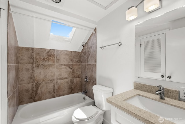 4822 S M St, Tacoma, WA 98408 - full bath featuring toilet, tub / shower combination, and vanity