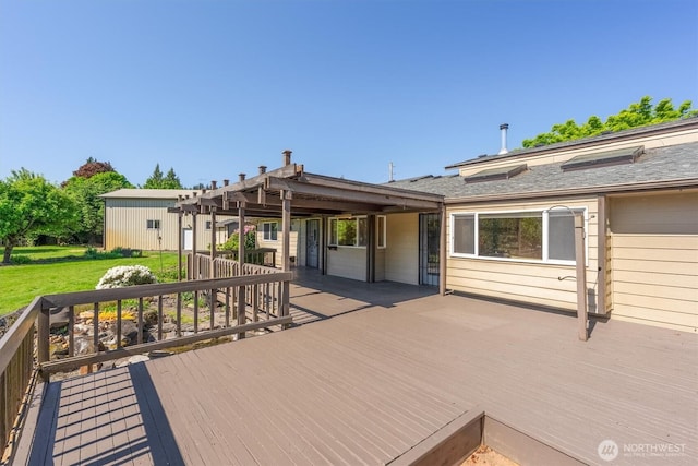 2350 38th Ave, Longview, WA 98632 - deck featuring a lawn