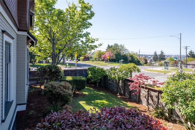 3301 Mckinley Ave, Tacoma, WA 98404 - view of yard featuring fence