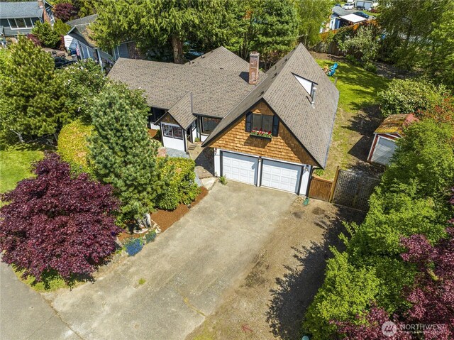 aerial view of property and surrounding area