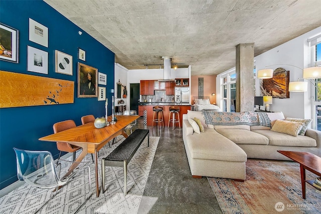 125 E Lynn St Unit 205, Seattle, WA 98102 - view of dining room