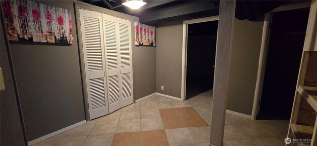 234 SW 15th Ave, Ephrata, WA 98823 - hallway featuring tile patterned floors and baseboards