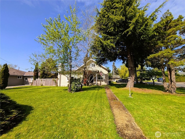 2927 Orleans St, Bellingham, WA 98226 - view of yard