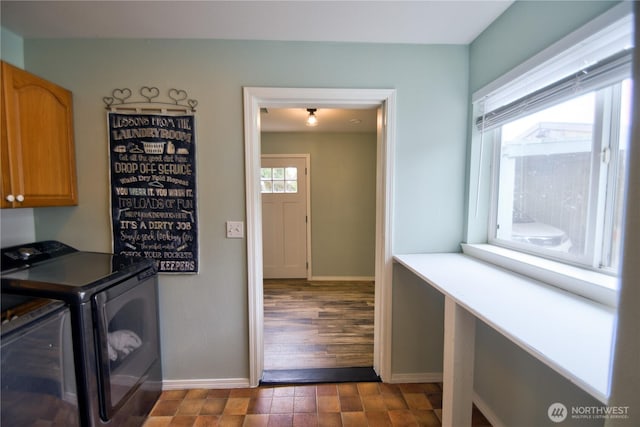 111 E Martin St, Elma, WA 98541 - laundry room featuring cabinet space, washing machine and dryer, and baseboards