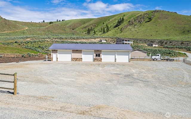 10 Spring Canyon Rd, Orondo, WA 98843 - detached garage with a mountain view