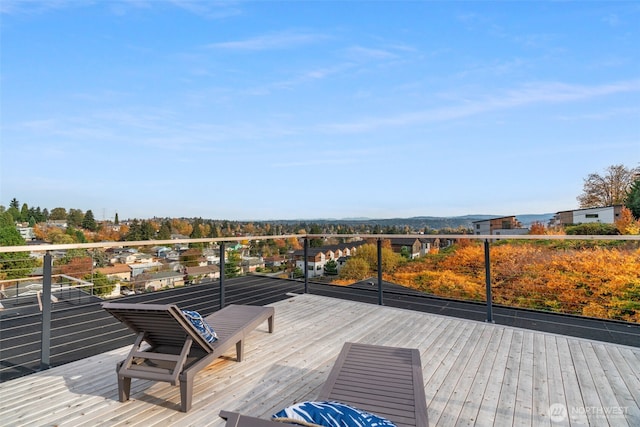 8618 37th Ave S, Seattle, WA 98118 - view of wooden deck
