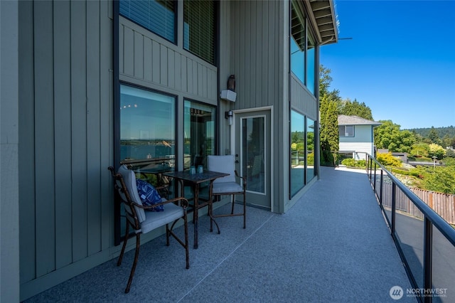 3911 NE 158th Ln, Lake Forest Park, WA 98155 - view of balcony