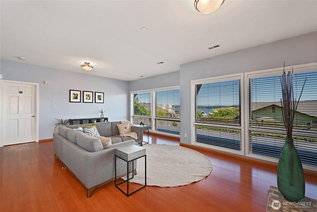 3911 NE 158th Ln, Lake Forest Park, WA 98155 - living area with wood finished floors and baseboards