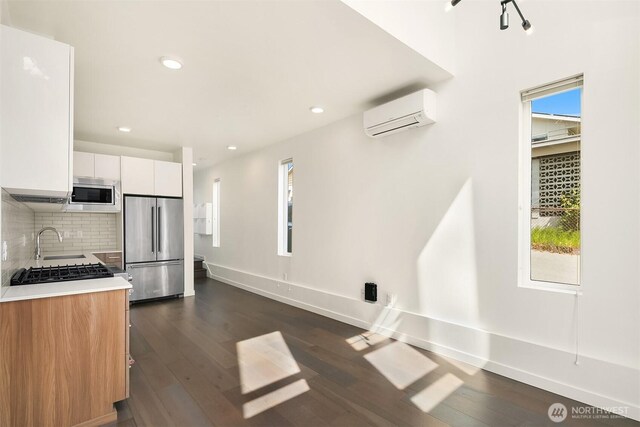 518 NW Bright St, Seattle, WA 98107 - photo 5