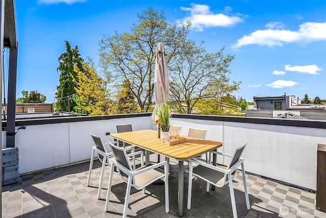 1709 NW 64th St, Seattle, WA 98107 - view of patio
